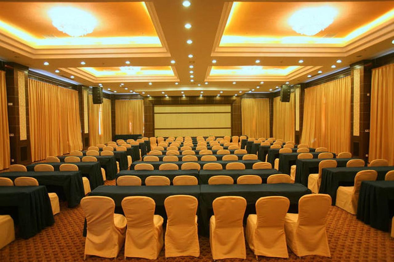 Grand Soluxe Hotel Huangshan Bagian luar foto